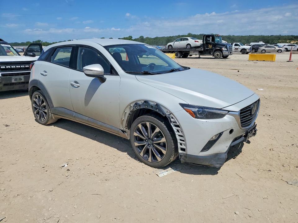 2019 MAZDA CX-3 TOURING — Фото 4 из 12