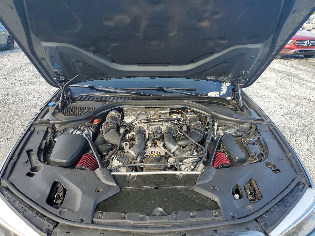 WBAJB9C5XJB287277 2018 BMW 5 SERIES photo no. 11