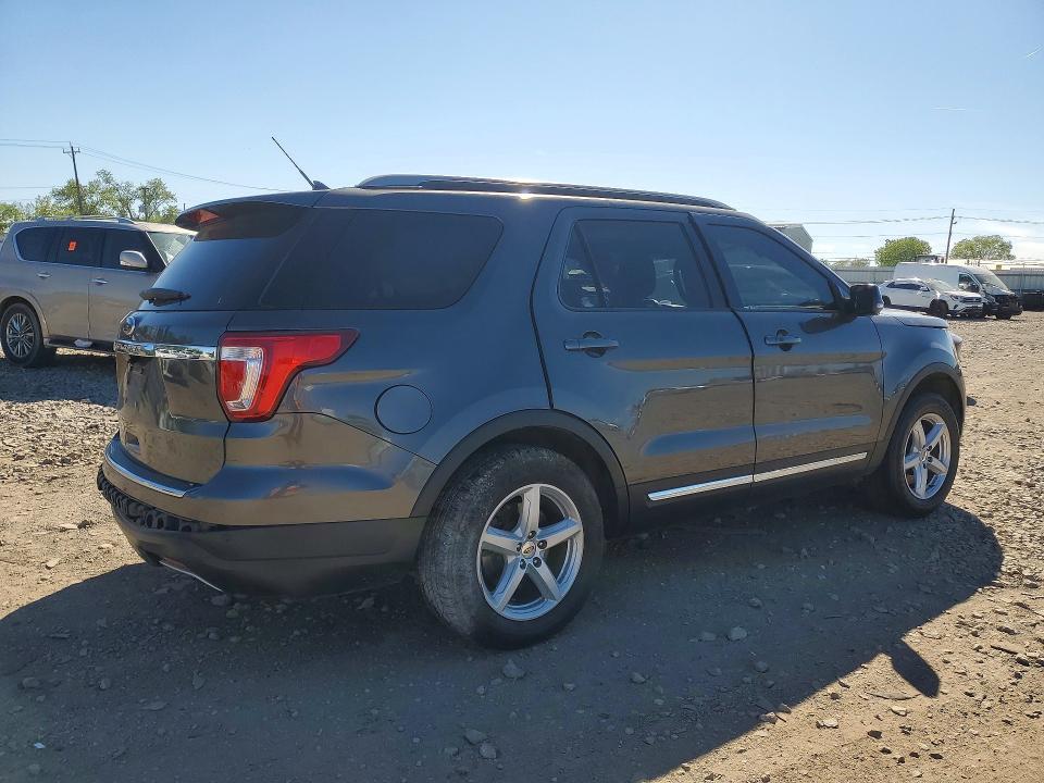 1FM5K7D86JGA52908 2018 FORD EXPLORER photo no. 3