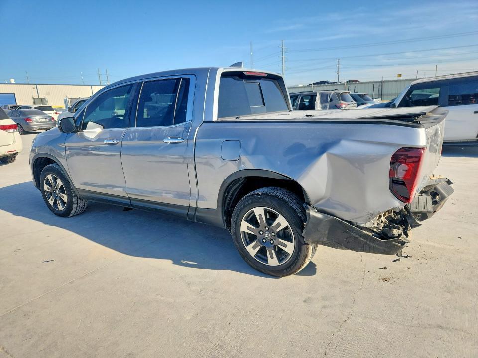 2018 HONDA RIDGELINE RTL — Фото 2 из 12