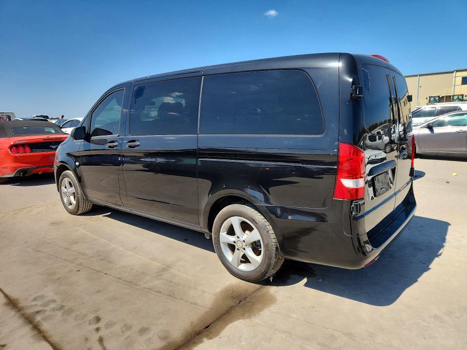 2018 MERCEDES-BENZ METRIS — Фото 2 из 13