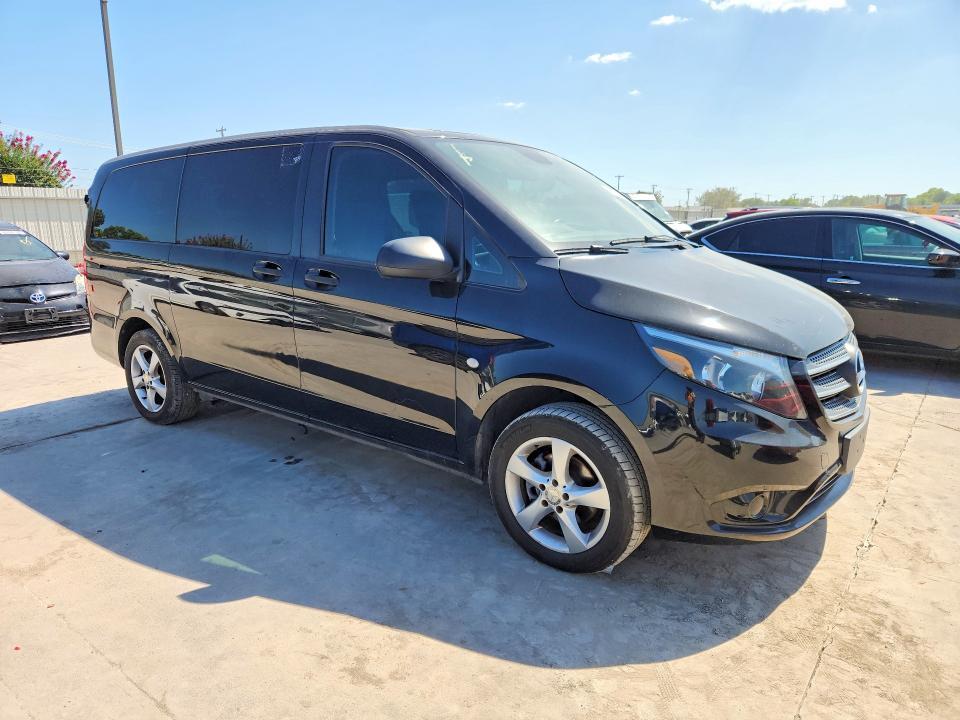 2018 MERCEDES-BENZ METRIS — Фото 4 из 13