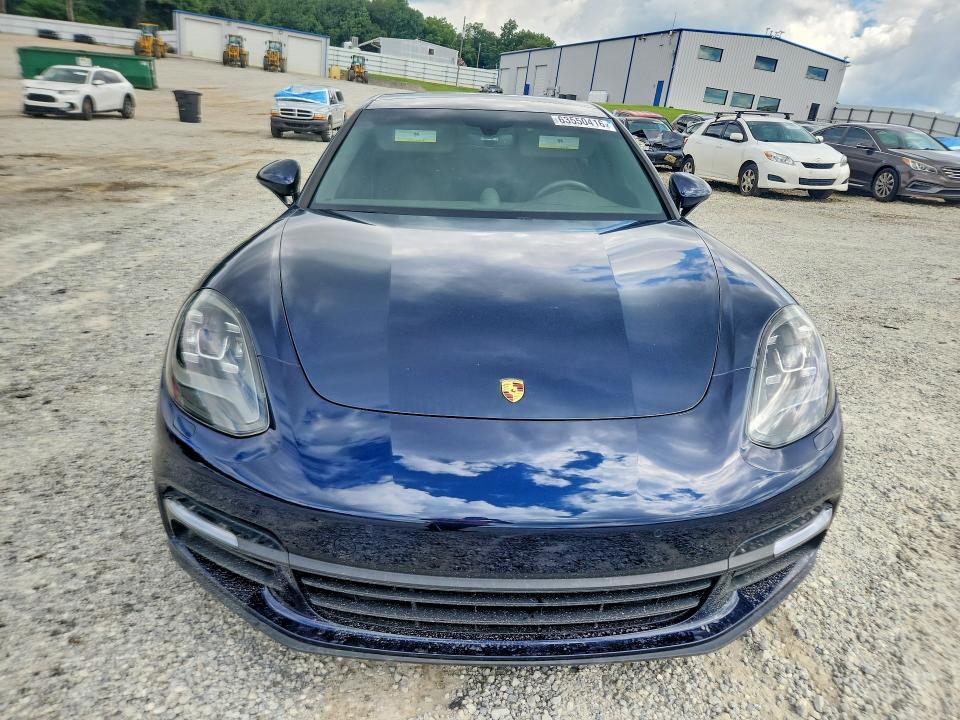 2018 PORSCHE PANAMERA 4 — Фото 5 из 12