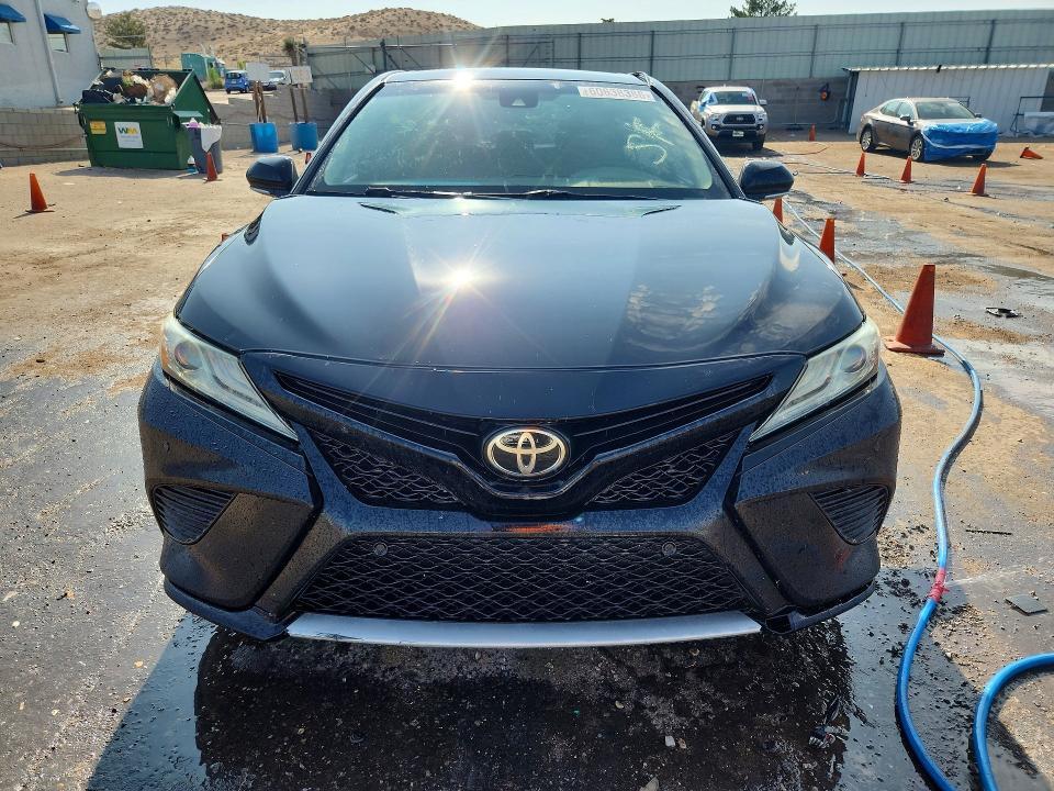 2018 TOYOTA CAMRY XSE — Фото 5 из 12