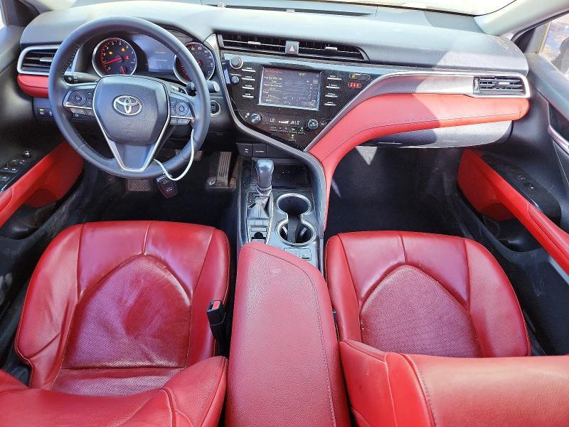 2018 TOYOTA CAMRY XSE — Фото 8 из 12