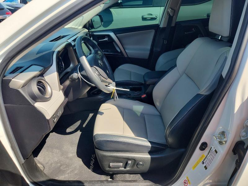 2T3YFREV2JW435819 2018 TOYOTA RAV4 photo no. 7