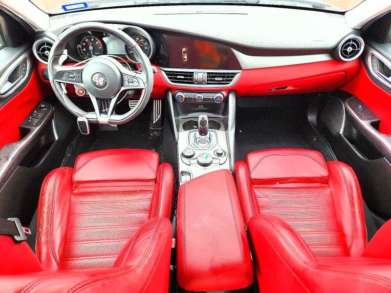 2018 ALFA ROMEO GIULIA TI — Фото 8 из 13
