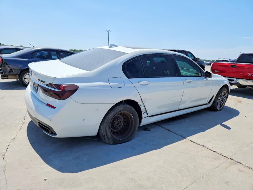 2018 BMW 750 XI — Фото 3 из 13
