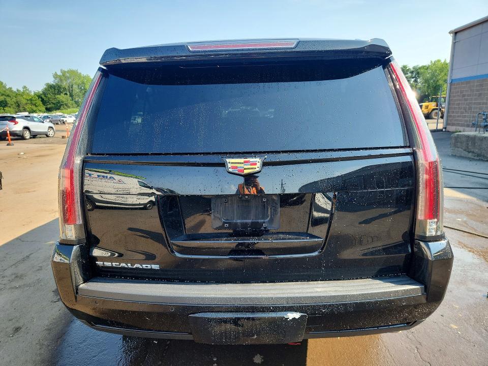 2018 CADILLAC ESCALADE ESV LUXURY — Фото 6 из 13