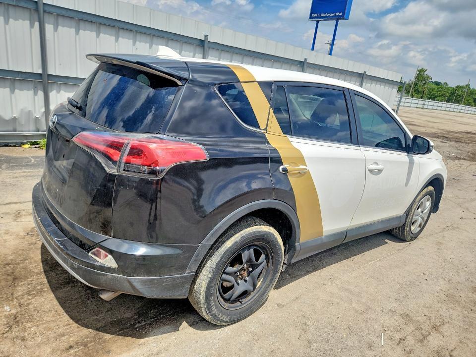 2018 TOYOTA RAV4 XLE — Фото 3 из 12