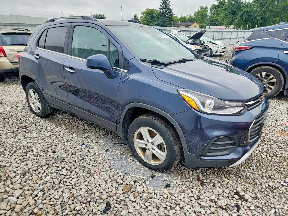 2018 CHEVROLET TRAX 1LT — Фото 4 из 13