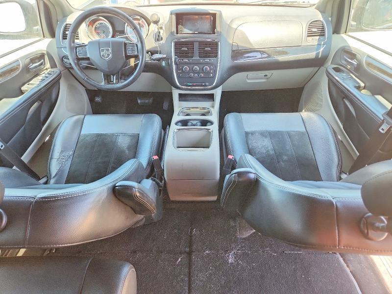 2C4RDGCG0HR581045 2017 DODGE GRAND CARAVAN photo no. 8