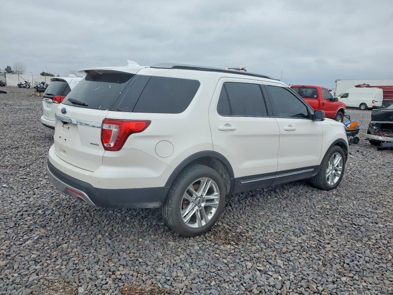 2017 FORD EXPLORER XLT — Фото 3 из 12