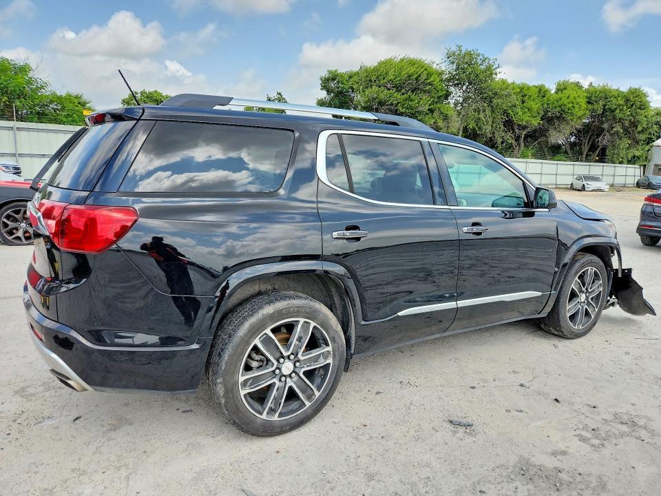 2017 GMC ACADIA DENALI — Фото 3 из 13