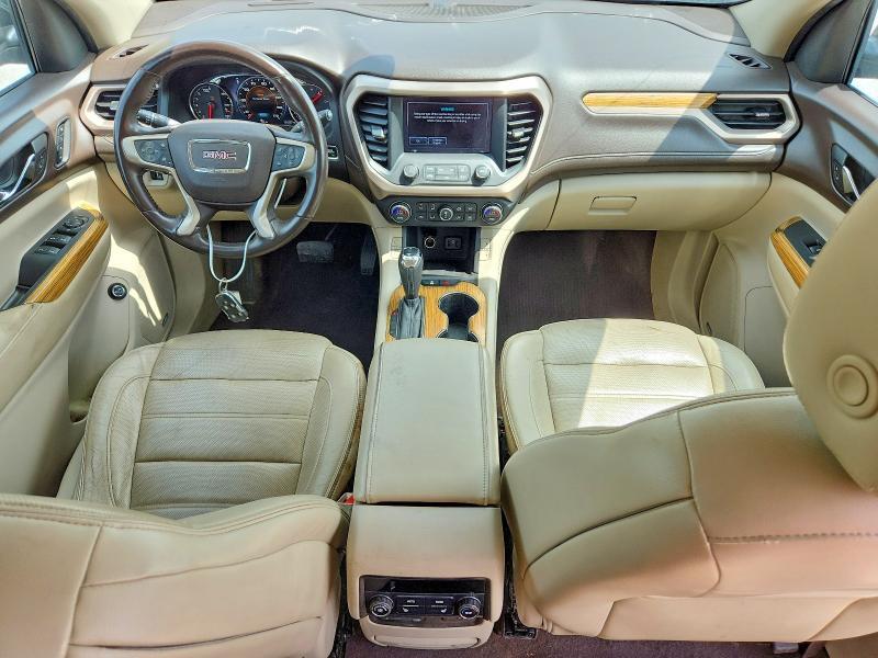 2017 GMC ACADIA DENALI — Фото 8 из 13