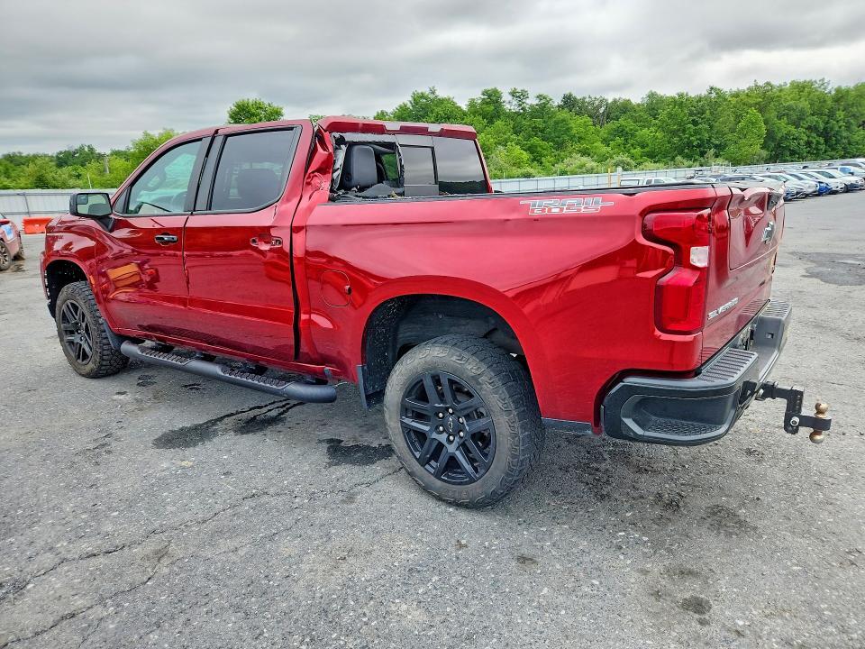 2021 CHEVROLET SILVERADO K1500 LT TRAIL BOSS — Фото 2 из 12