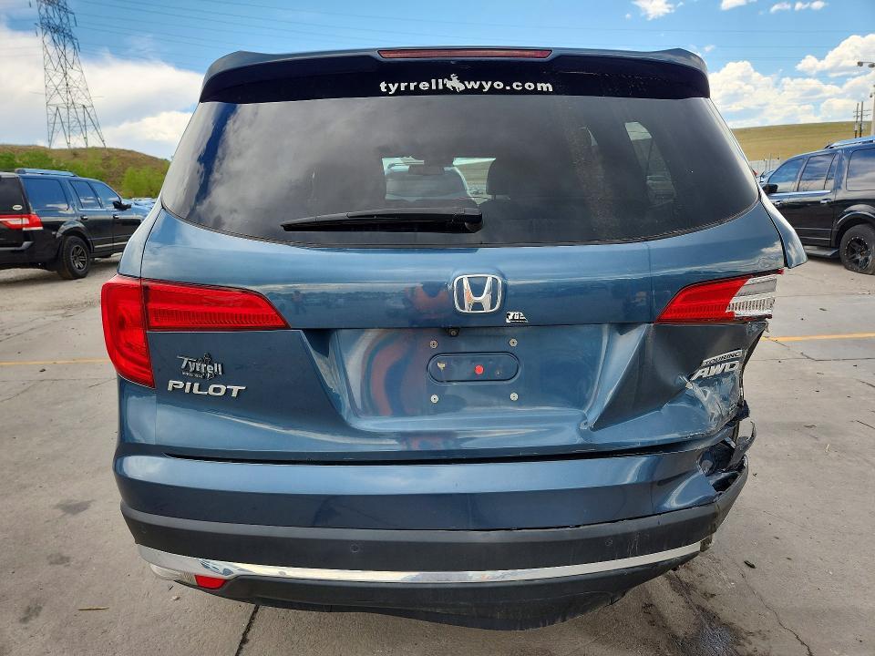 5FNYF6H92HB065887 2017 HONDA PILOT photo no. 6