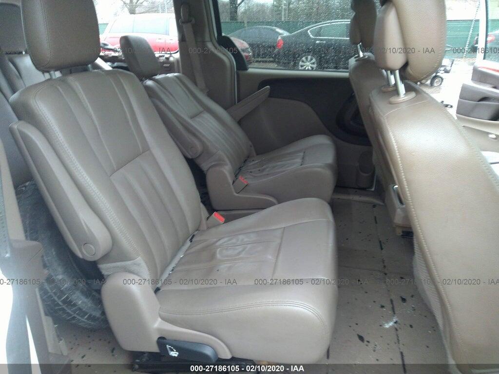 2C4RC1BG0GR300376 2016 CHRYSLER TOWN & COUNTRY photo no. 8