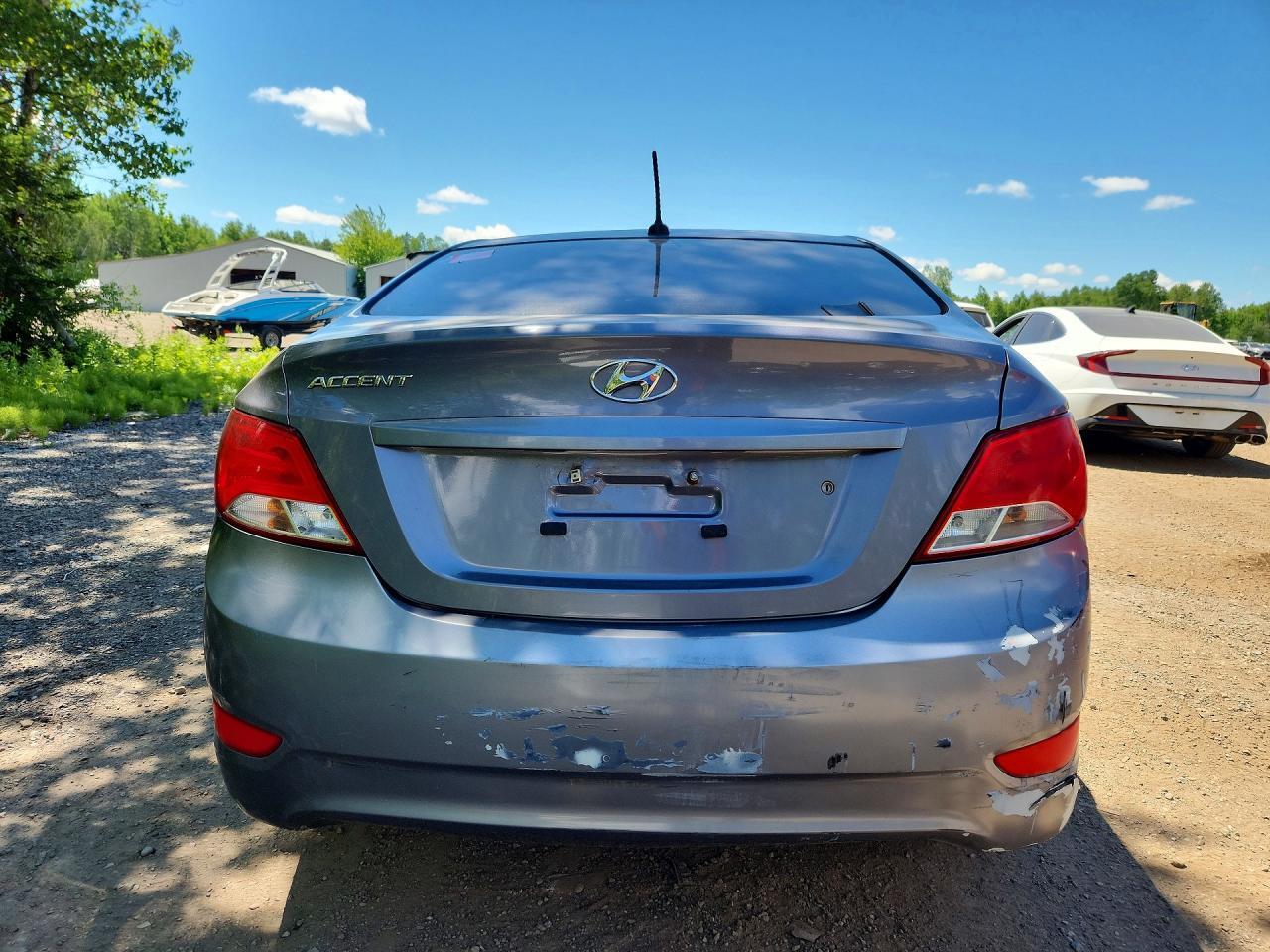 2017 HYUNDAI ACCENT SE — Фото 6 из 12