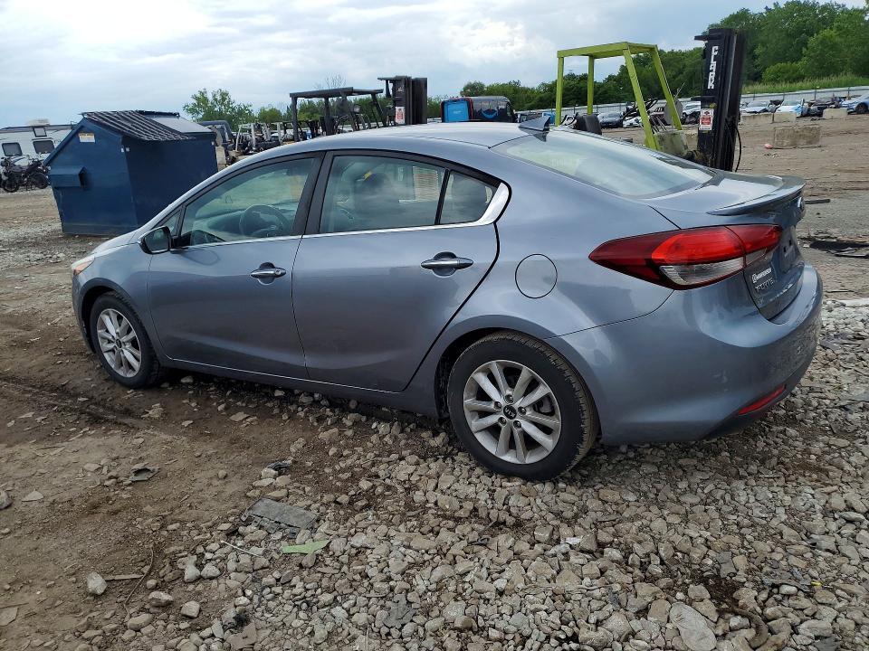 3KPFL4A72HE144219 2017 KIA FORTE photo no. 2