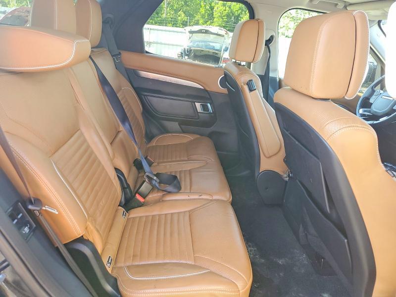 2017 LAND ROVER DISCOVERY FIRST EDITION — Фото 11 из 13