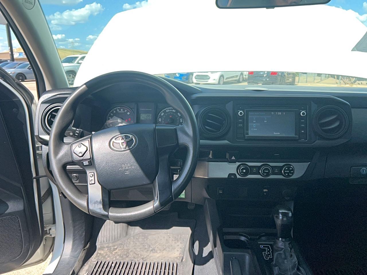 2017 TOYOTA TACOMA SR — Фото 9 из 10