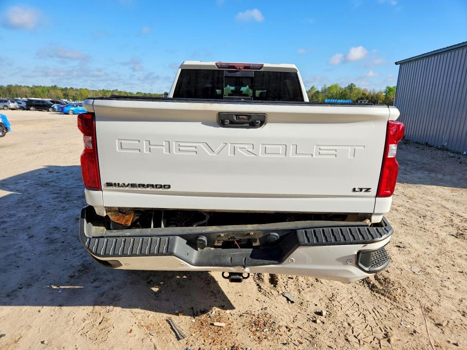2021 CHEVROLET SILVERADO K2500 HEAVY DUTY LTZ — Фото 6 из 12