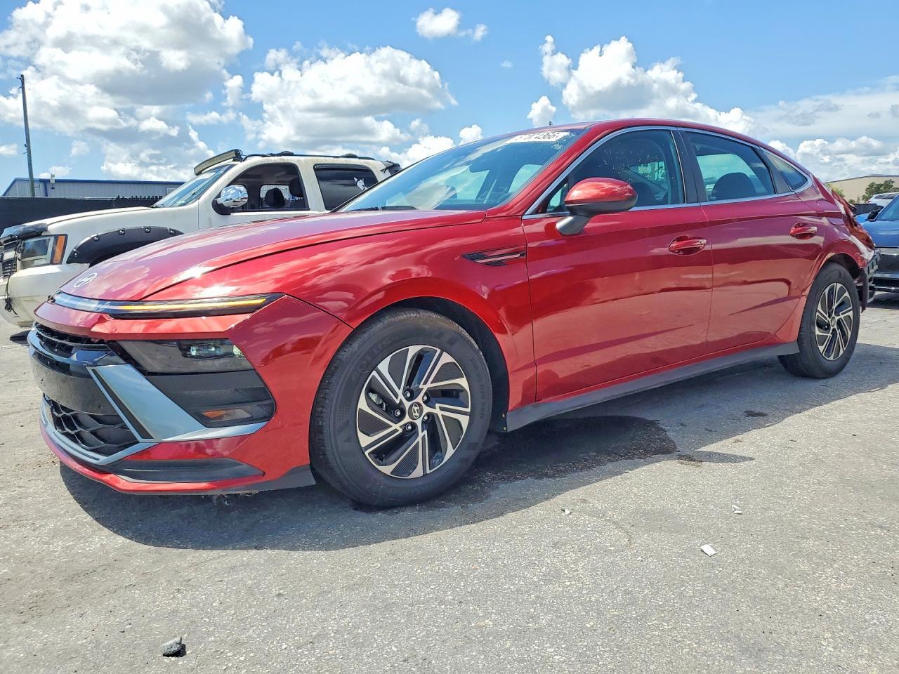 2026 HYUNDAI SONATA HYBRID BLUE