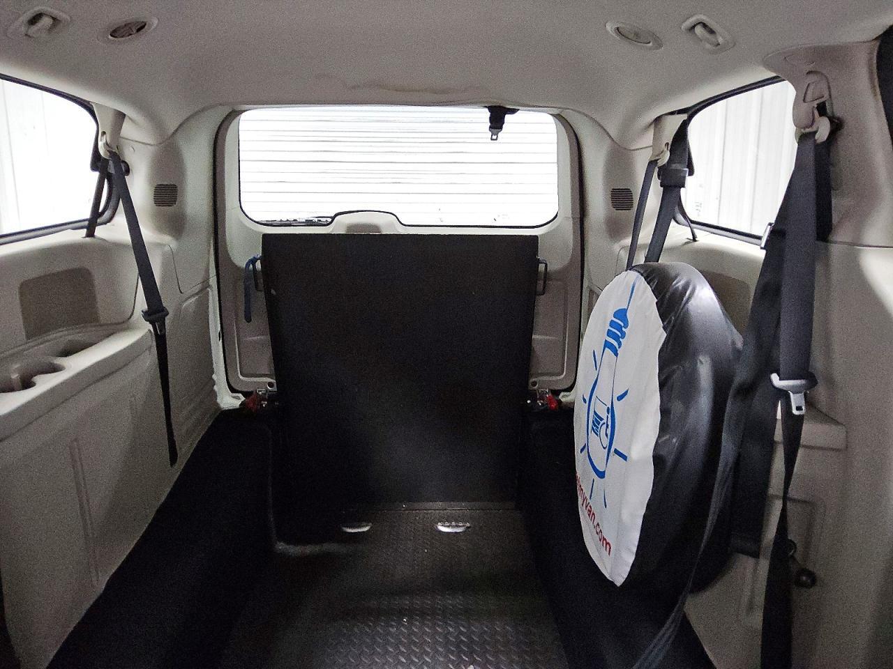 2C4RDGBG0GR106317 2016 DODGE GRAND CARAVAN photo no. 10