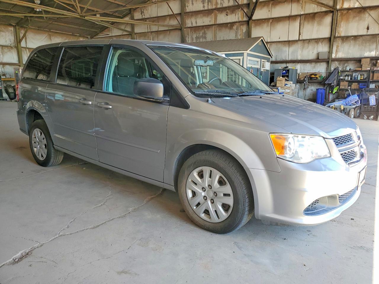 2C4RDGBG0GR106317 2016 DODGE GRAND CARAVAN photo no. 4