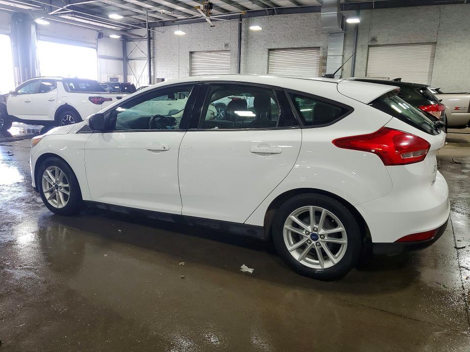 2016 FORD FOCUS SE — Фото 2 из 12