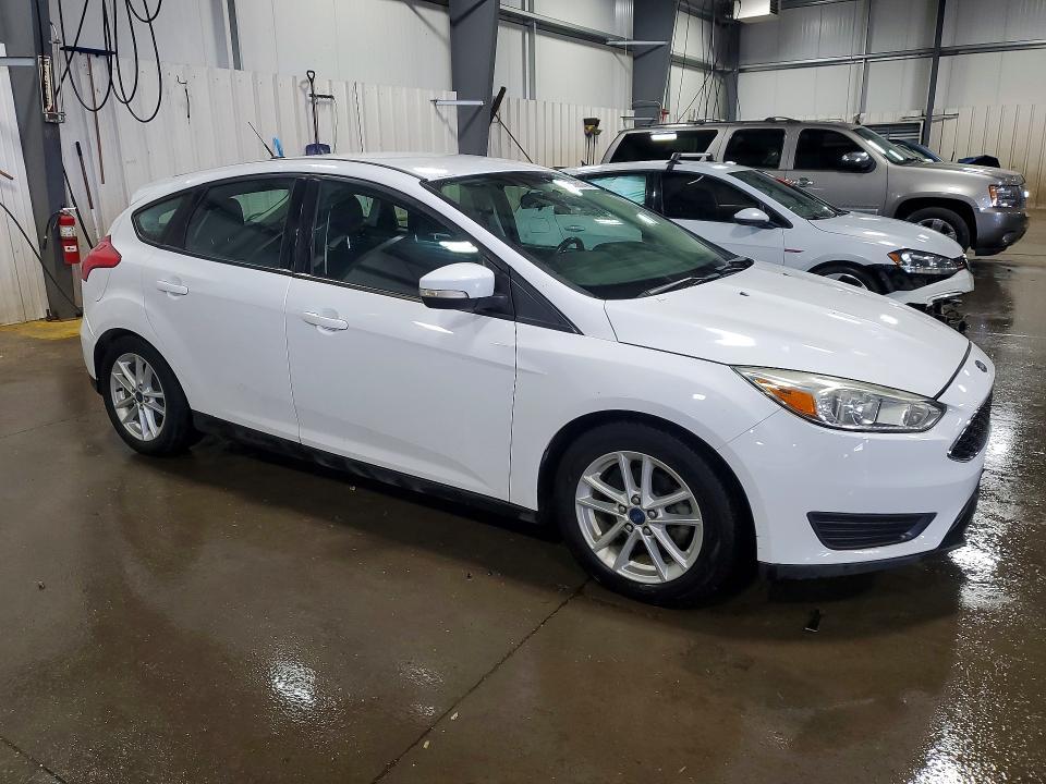 2016 FORD FOCUS SE — Фото 4 из 12