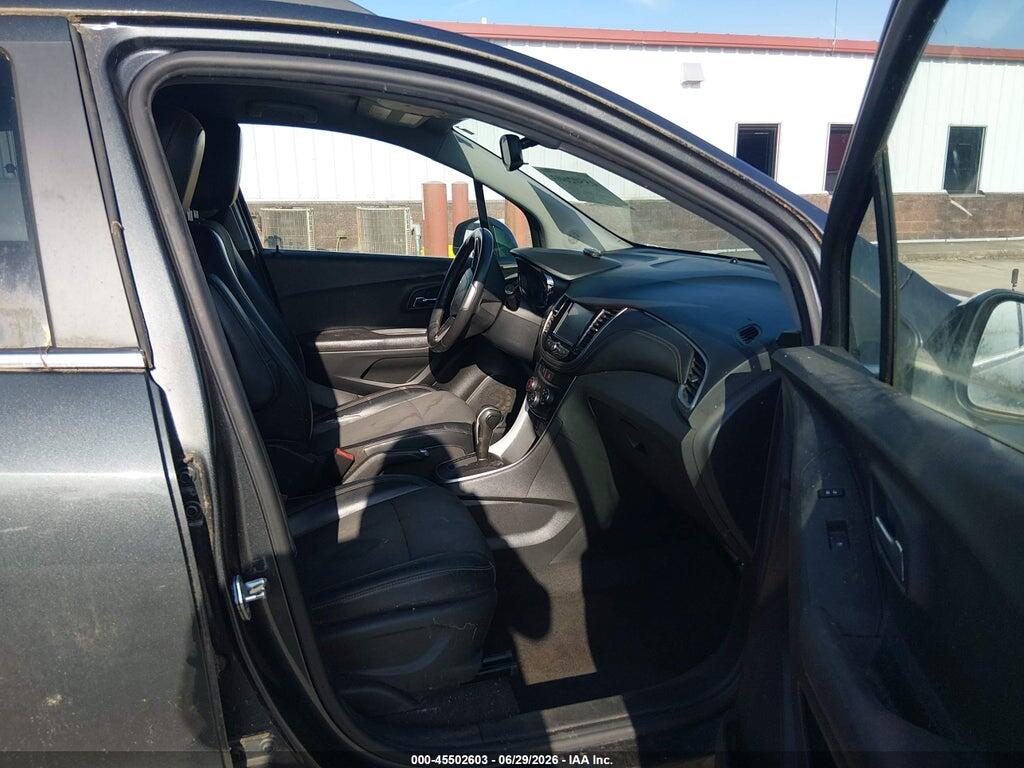 KL7CJLSB0HB090502 2017 CHEVROLET TRAX photo no. 5