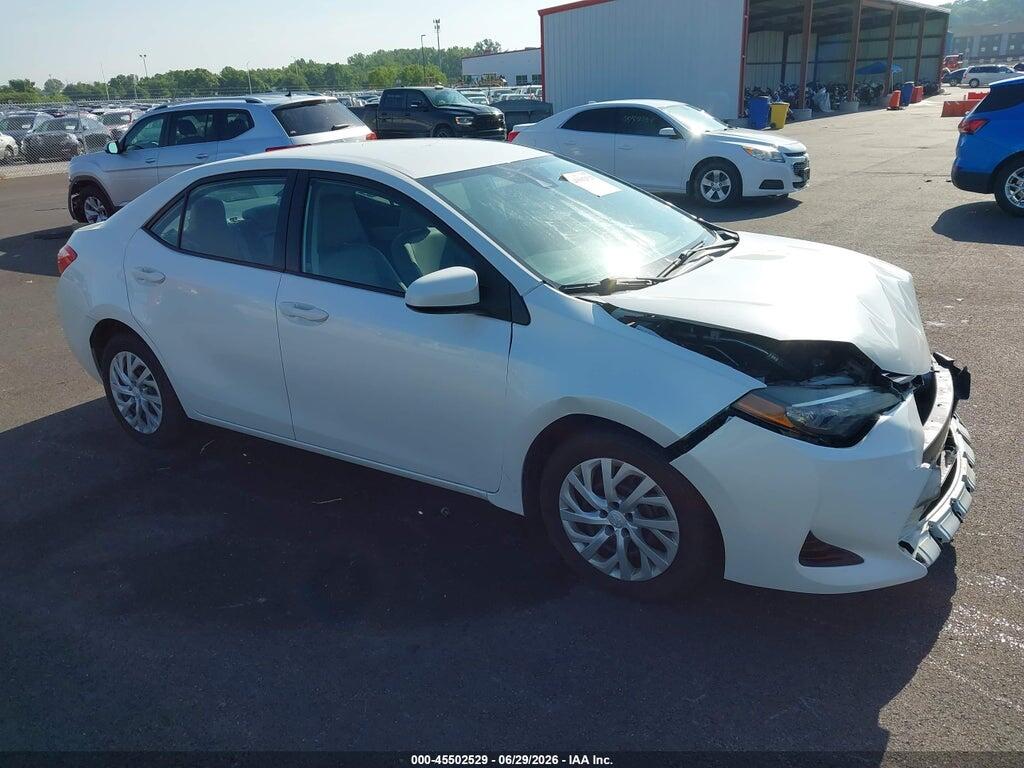 5YFBURHE3HP697330 2017 TOYOTA COROLLA photo no. 1