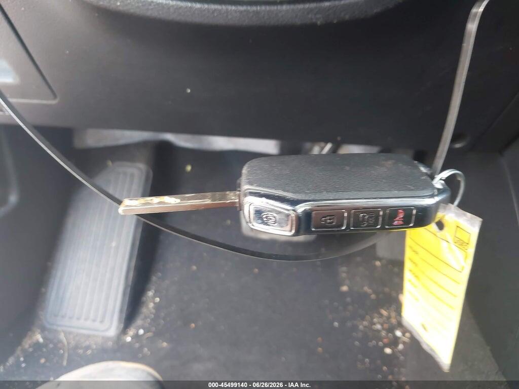 KNDJ23AUXL7044990 2020 KIA SOUL photo no. 11