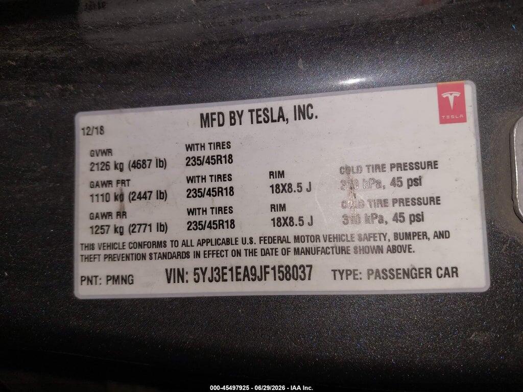 5YJ3E1EA9JF158037 2018 TESLA MODEL 3 photo no. 9
