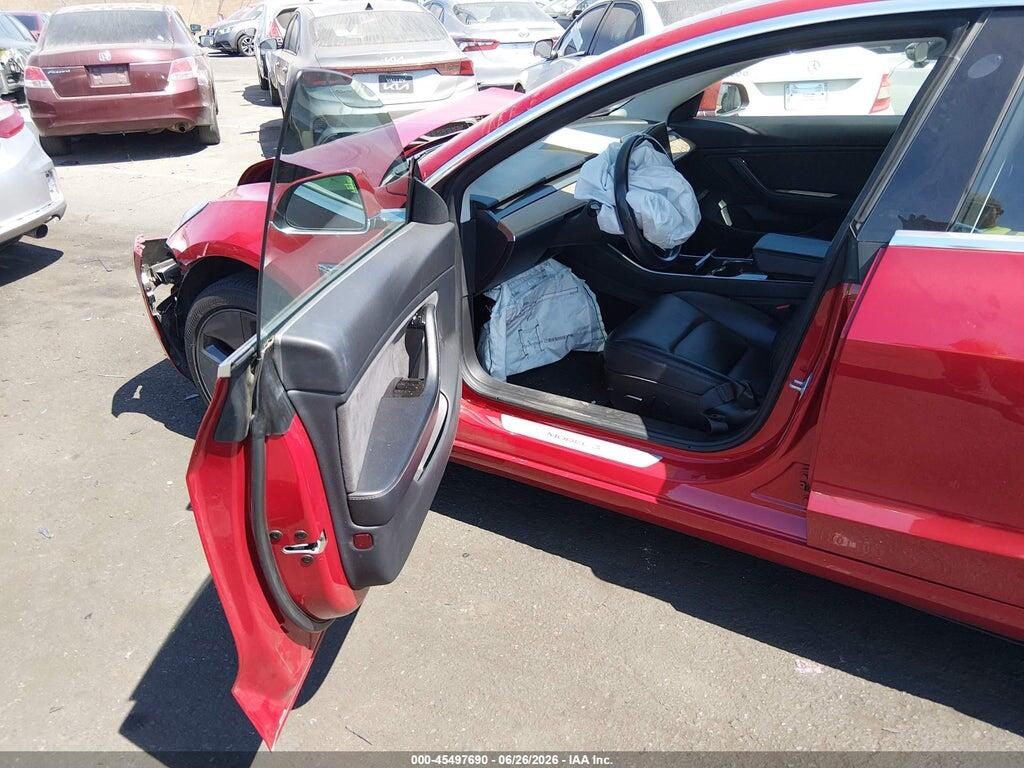 5YJ3E1EA6JF078386 2018 TESLA MODEL 3 photo no. 5