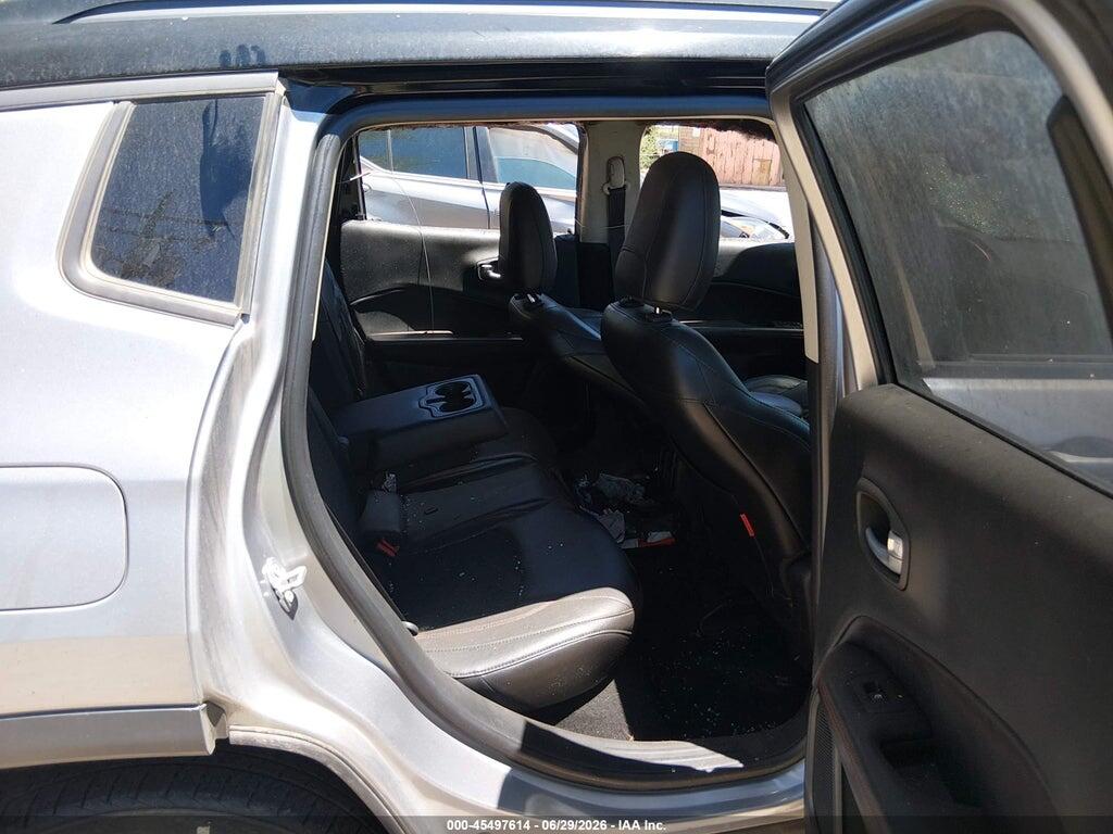 3C4NJDDB1JT441615 2018 JEEP COMPASS photo no. 8