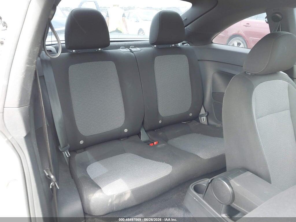 3VWFD7AT1JM714862 2018 VOLKSWAGEN BEETLE photo no. 8