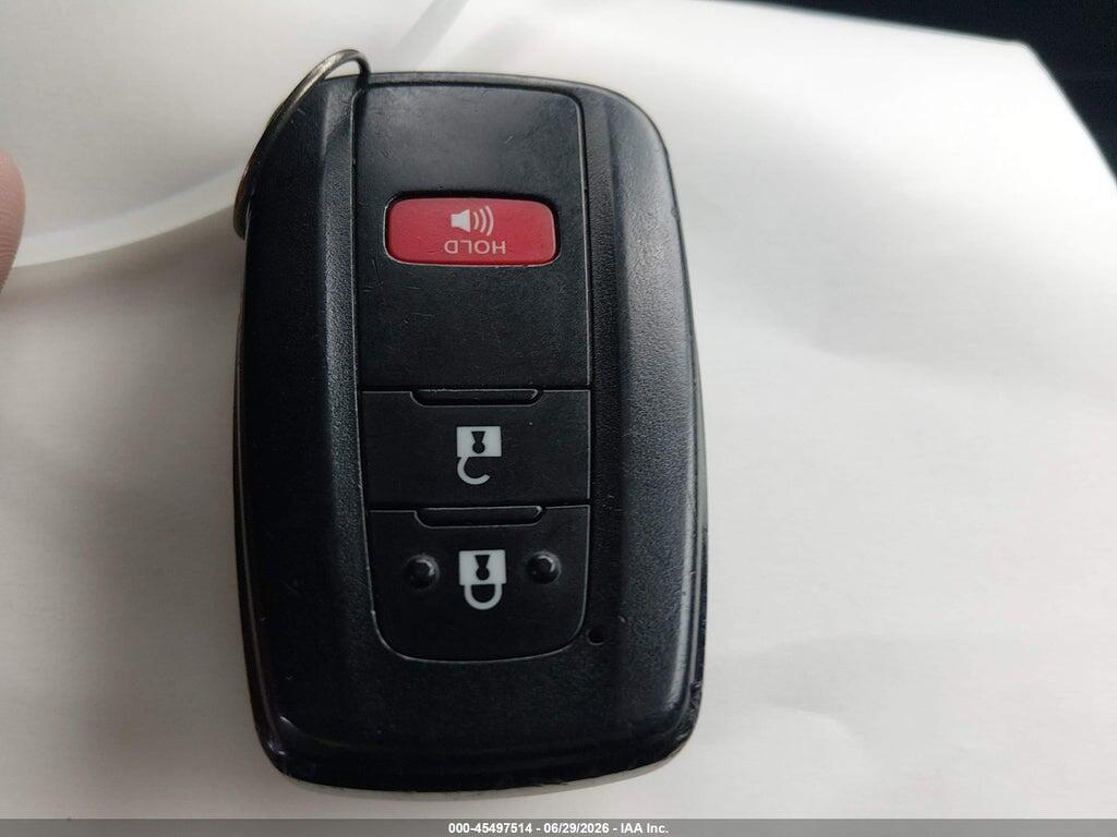 JTDKARFU0H3053800 2017 TOYOTA PRIUS photo no. 11