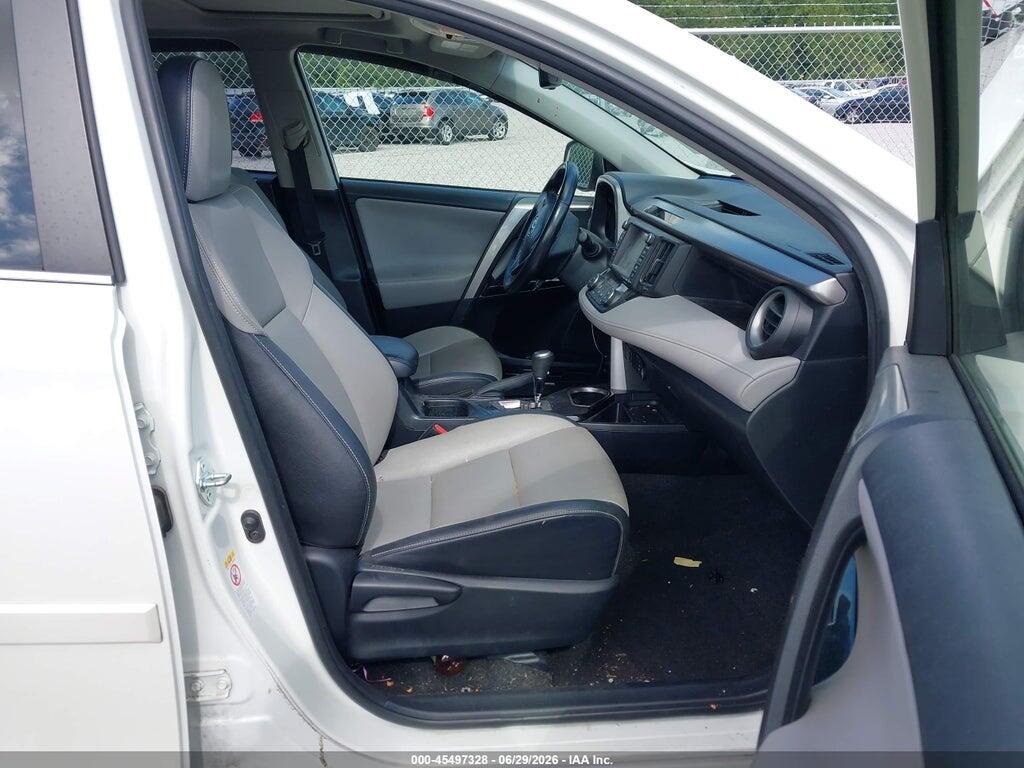 JTMDFREV1HD207719 2017 TOYOTA RAV4 photo no. 5
