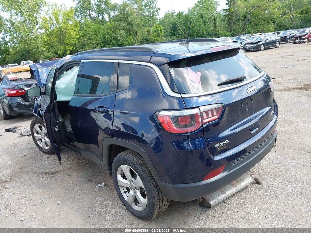 3C4NJDBB8JT423129 2018 JEEP COMPASS photo no. 3