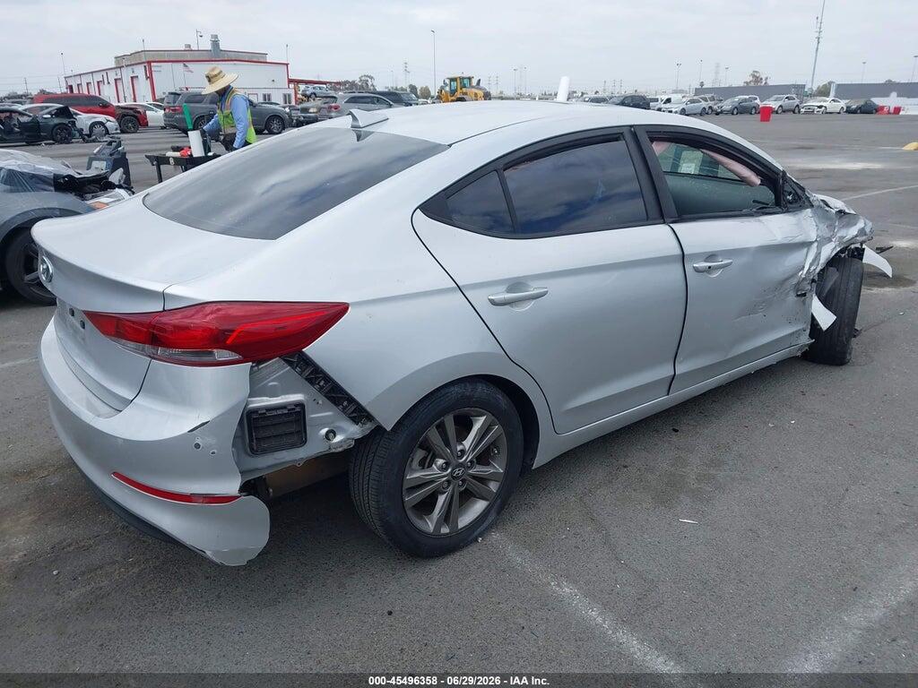 5NPD84LFXJH341718 2018 HYUNDAI ELANTRA photo no. 4