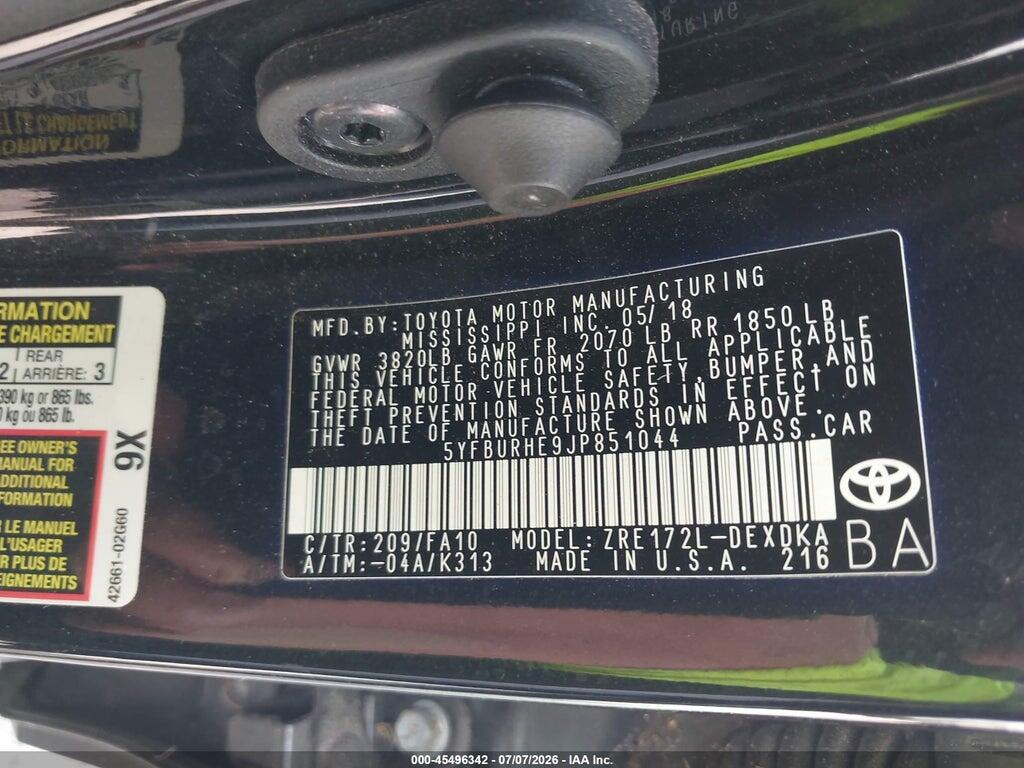 5YFBURHE9JP851044 2018 TOYOTA COROLLA photo no. 9