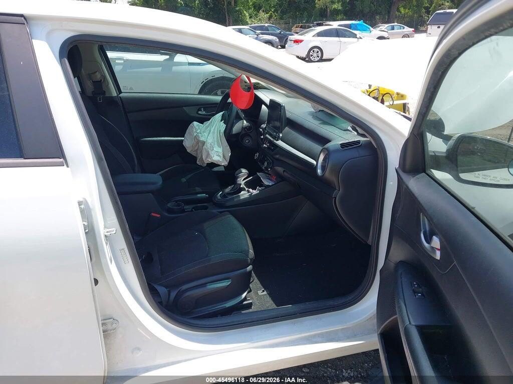 3KPF24AD9KE111430 2019 KIA FORTE photo no. 5