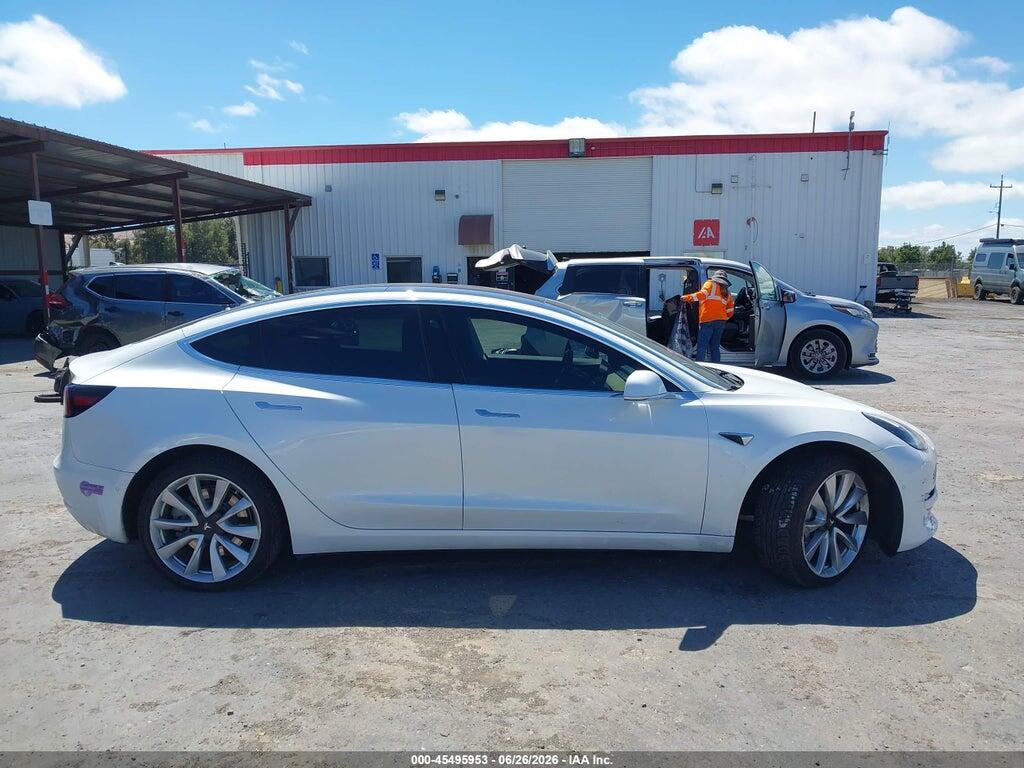 5YJ3E1EB9JF134104 2018 TESLA MODEL 3 photo no. 12