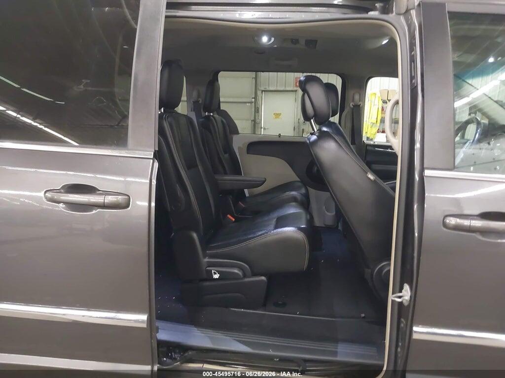 2C4RC1BG4GR288510 2016 CHRYSLER TOWN & COUNTRY photo no. 8
