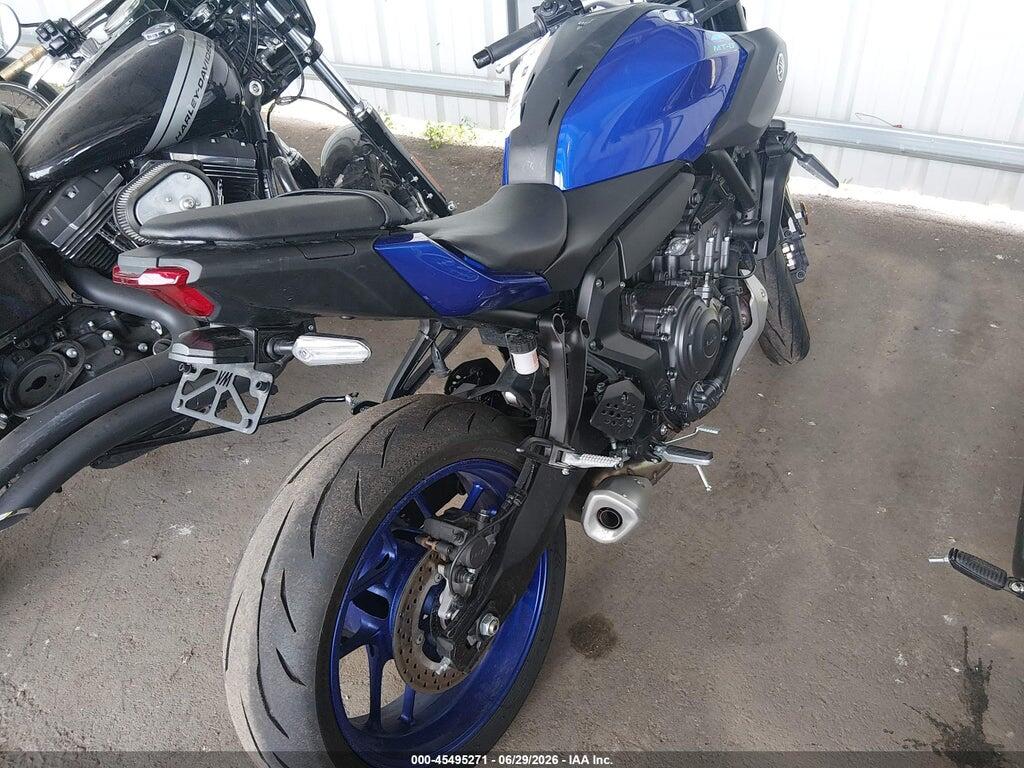 JYARM48E7SA000671 2025 YAMAHA MTN690 photo no. 4