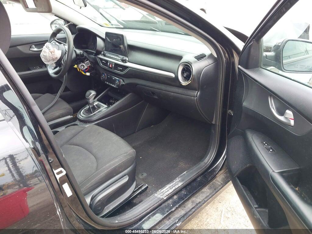 3KPF24AD5KE041229 2019 KIA FORTE photo no. 5