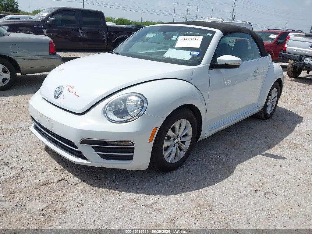 3VW5DAAT9JM505085 2018 VOLKSWAGEN BEETLE photo no. 2